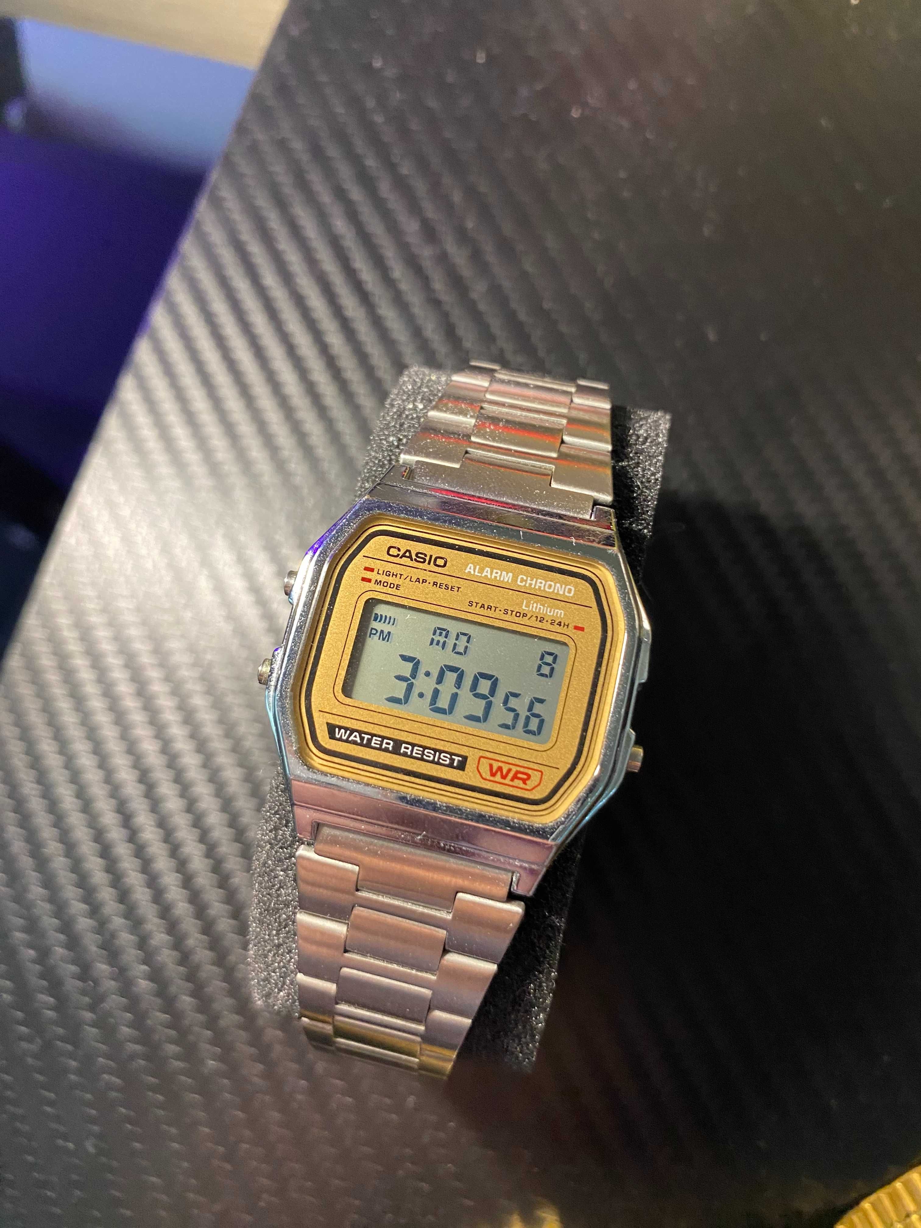 Casio Vintage Watch / Gold and Silver / часовници