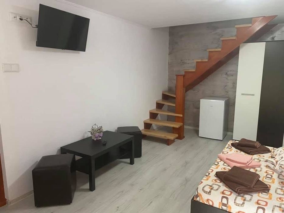 Cabane individuale de inchiriat