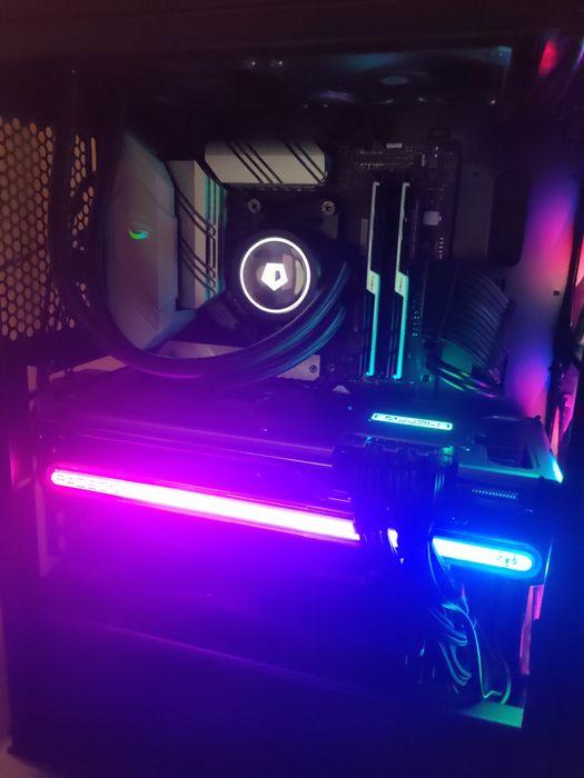 Placa video AMD RX 7800XT Sapphire Nitro+ 16GB