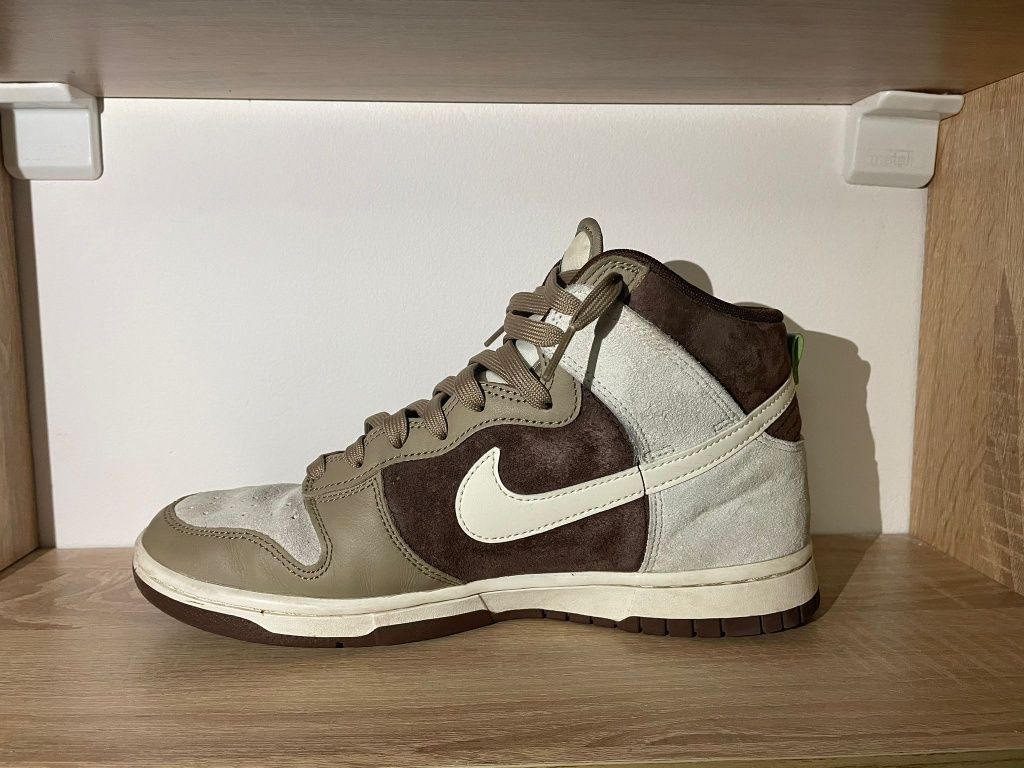 Vand nike high dunk light chocolate purtati marime 41