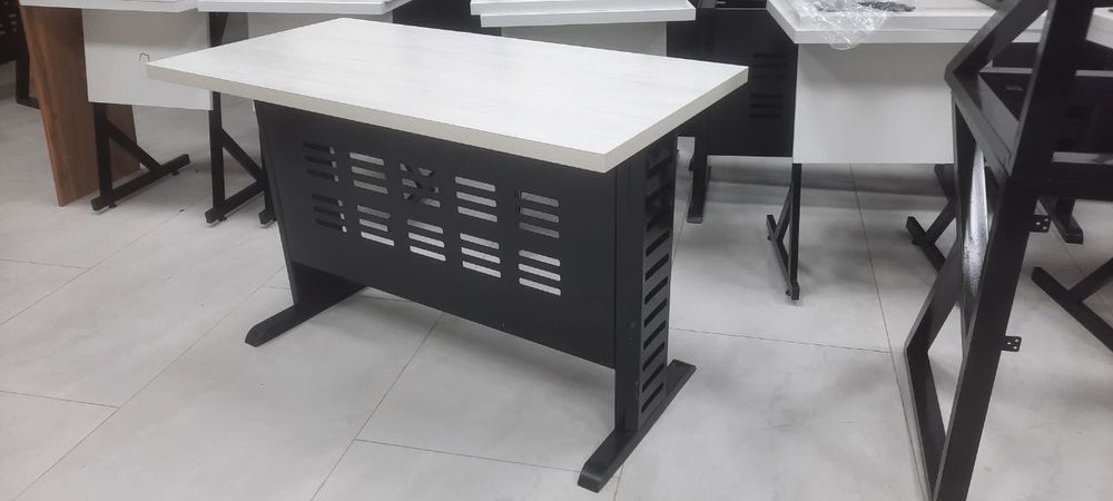 Парта университет ва укув марказлар учун металичиски каркас