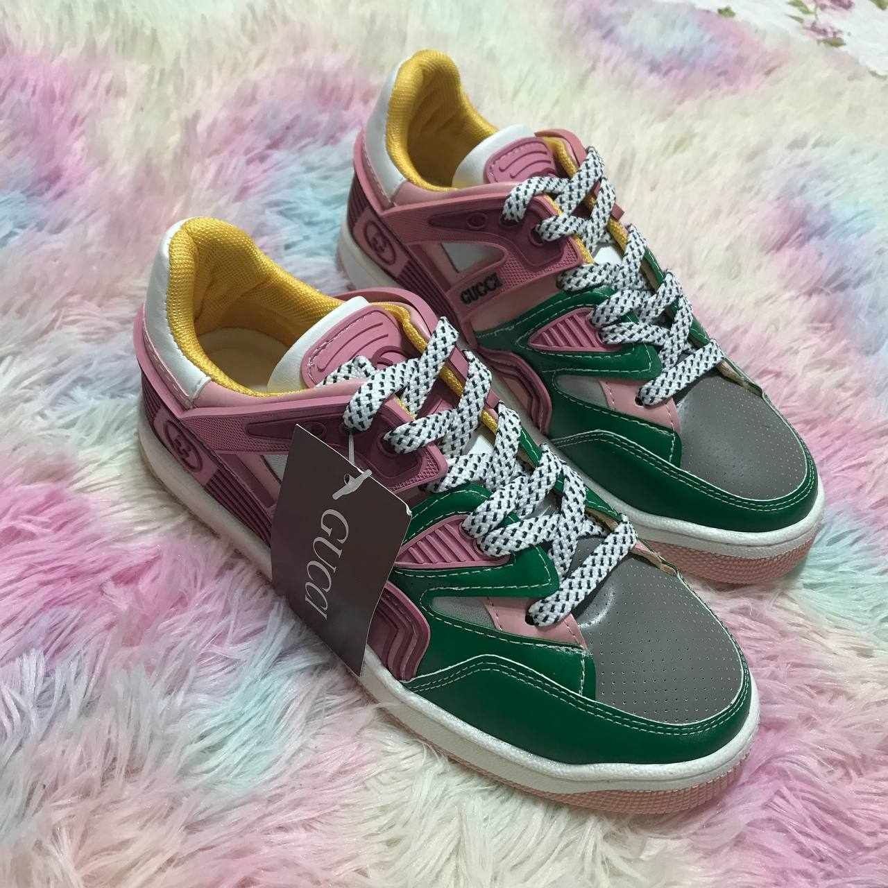 Adidasi dama Gucci