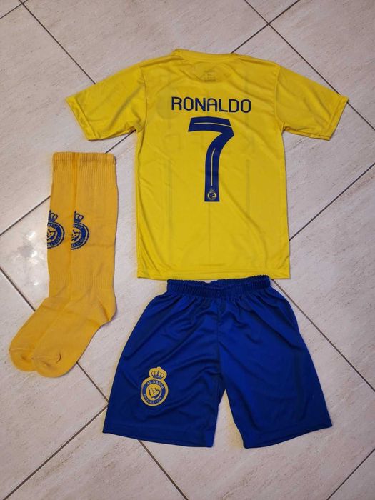 Жълт Екип  + Шапка Роналдо Ал Насър 2024 CR7 RONALDO