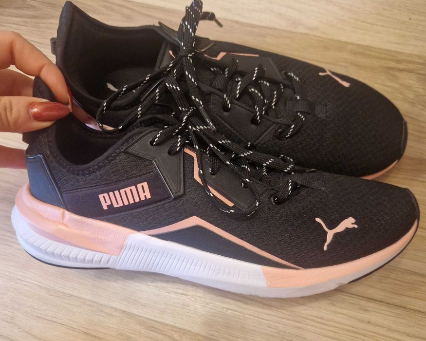 Черни маратонки Puma