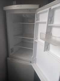 Продам холодильник 22.000
