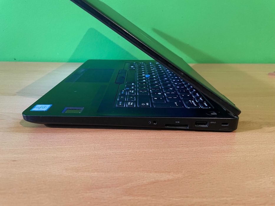 Dell Latitude E5470 - 16GB RAM, i5-6300u, 256GB SSD, WIN 10 PRO