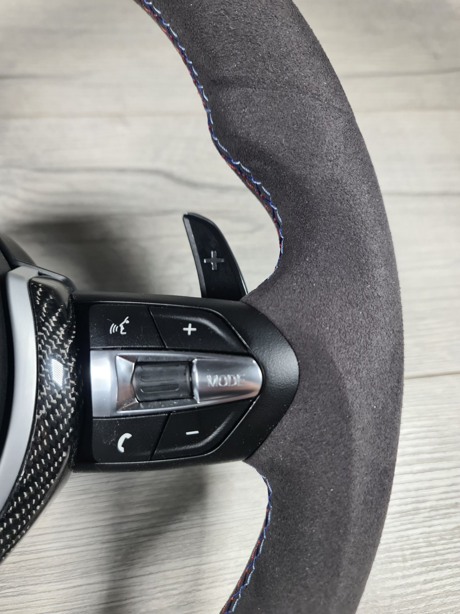 Volan-Alcantara-Carbon-M5-M6-Bmw-Seria-5-6-7-F10-F11-F06-F12-F13-F01