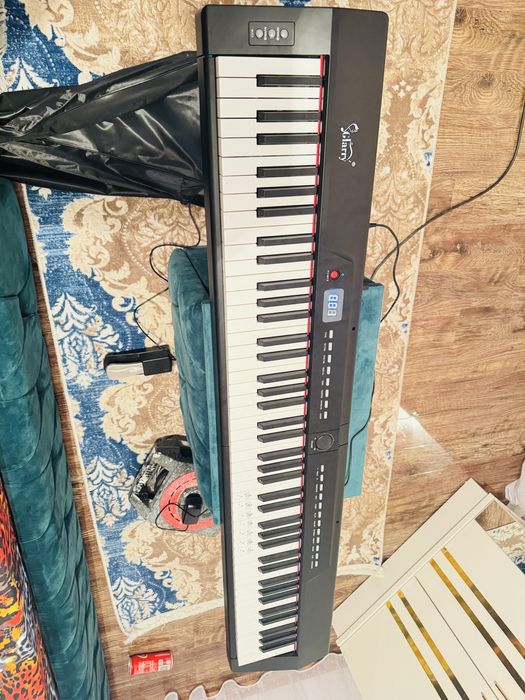 Orgă 88 taste cu husa si pedala de metal