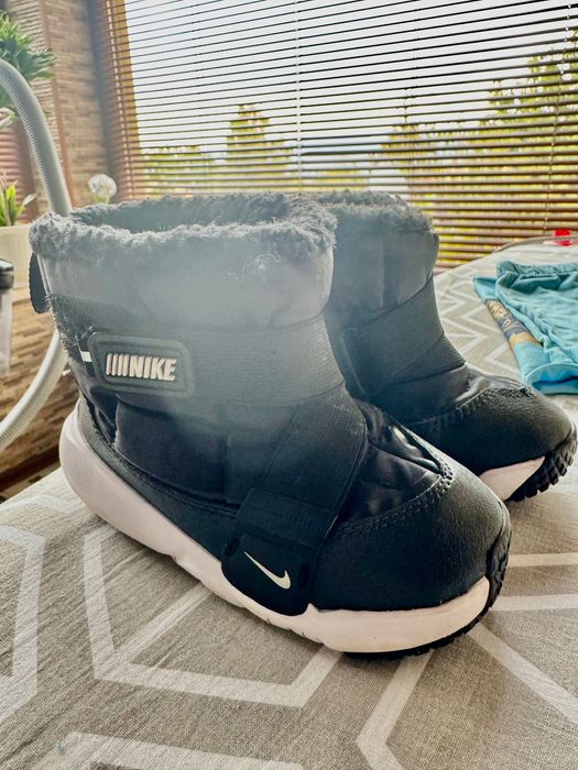 Детски ботушки Nike