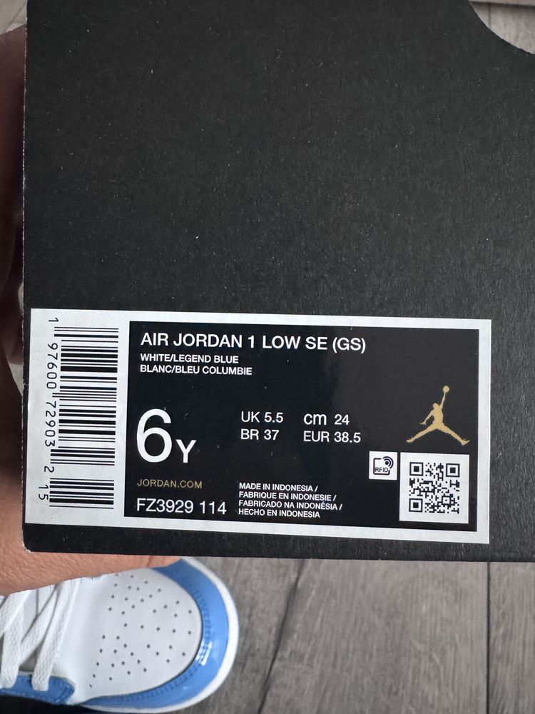 Оригинални Nike Air Jordan 1 Low SE(GS) 38.5