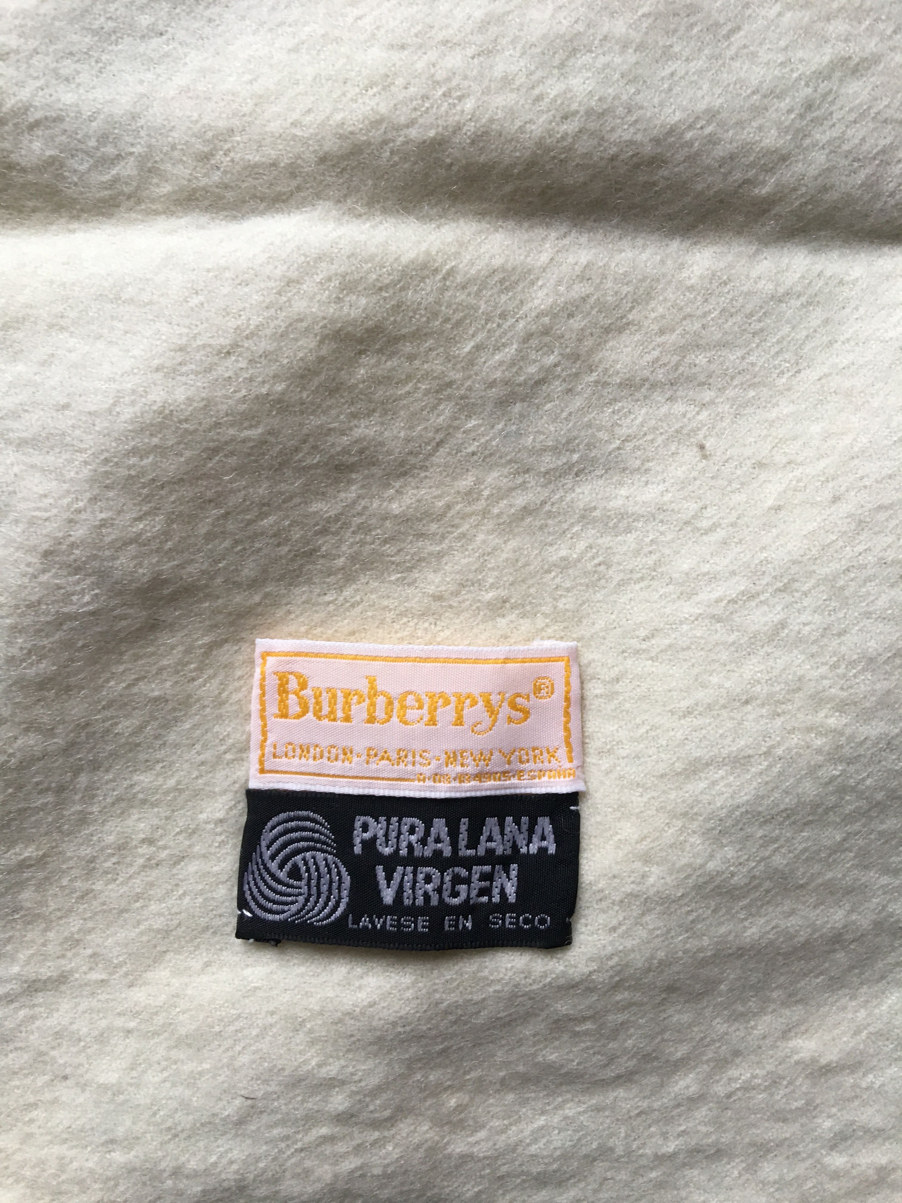Fular Burberrys din 100% lâna pura/virgina