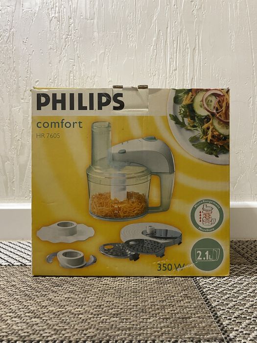 Кухонный комбайн Philips HR7605