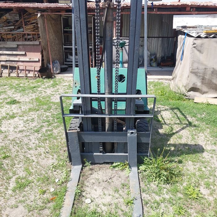 Продам вилочный поогрущик