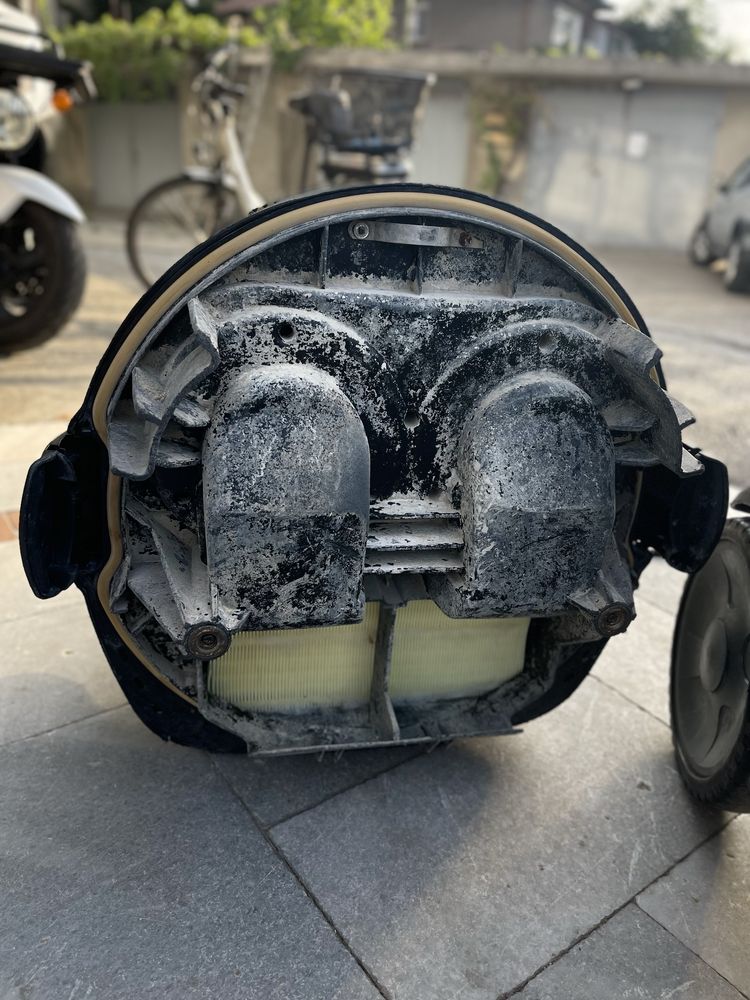 Професионална прахосмукачка Karcher NT 65/2 Tact2
