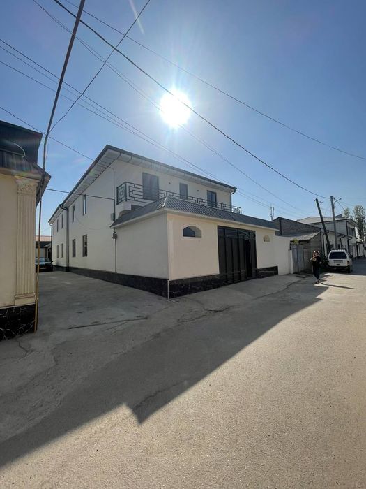 Продаётся 1.5 соток готовый коттедж рядом Аеропорт