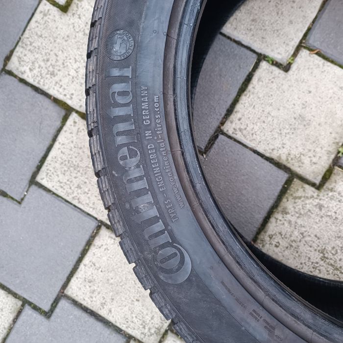 275 45 21 Continental Cross Contact Winter