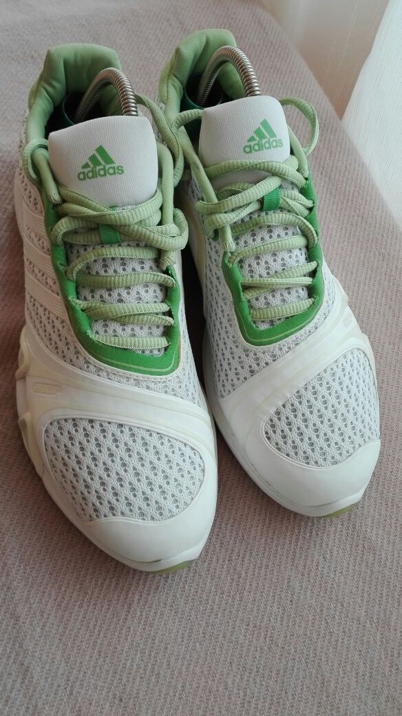 Adidas nr 38,5 alb cu verde