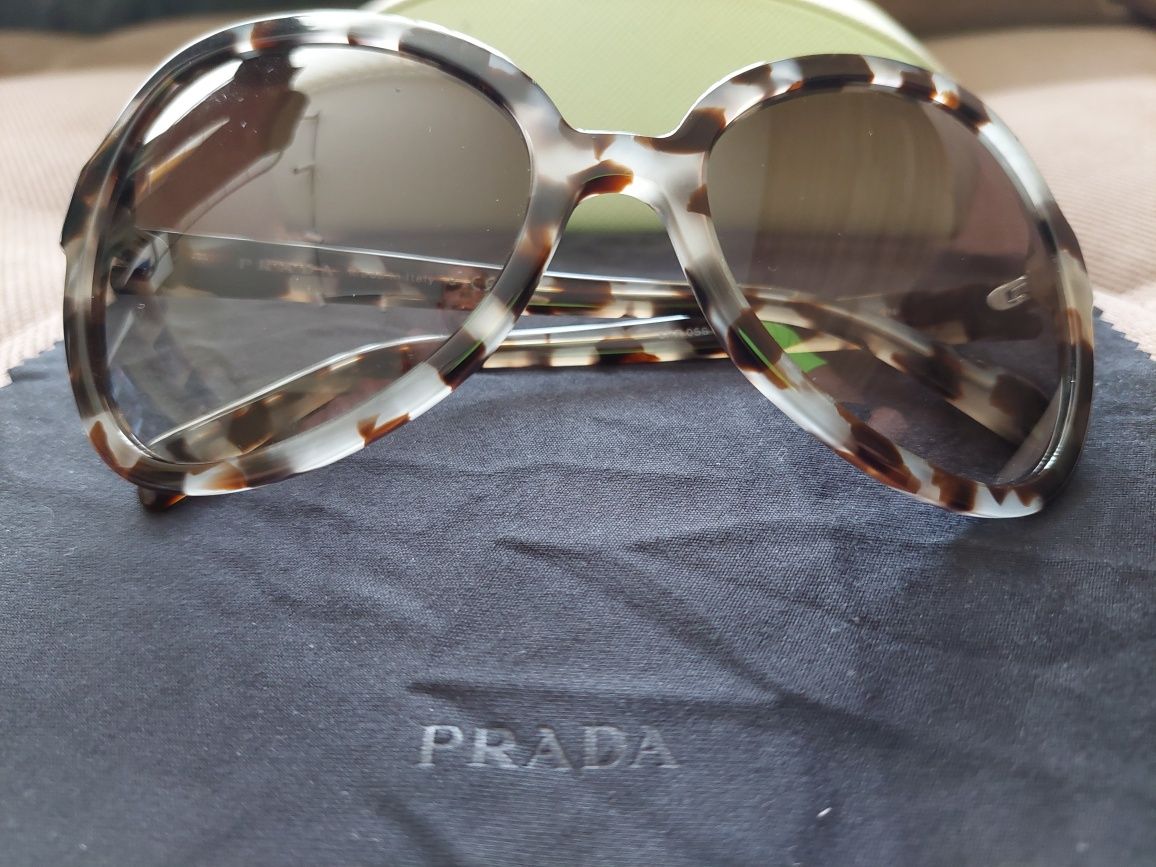 Prada оригинални  слънчеви очила