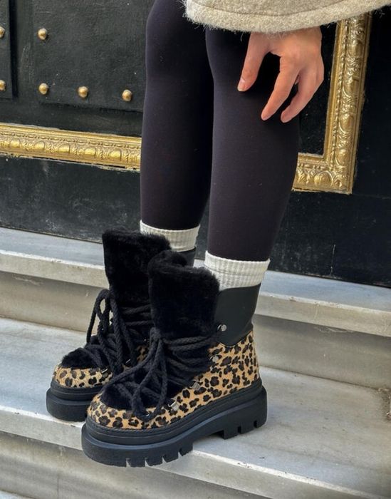 Боти на платформа (36-40) - черно с леопардов принт