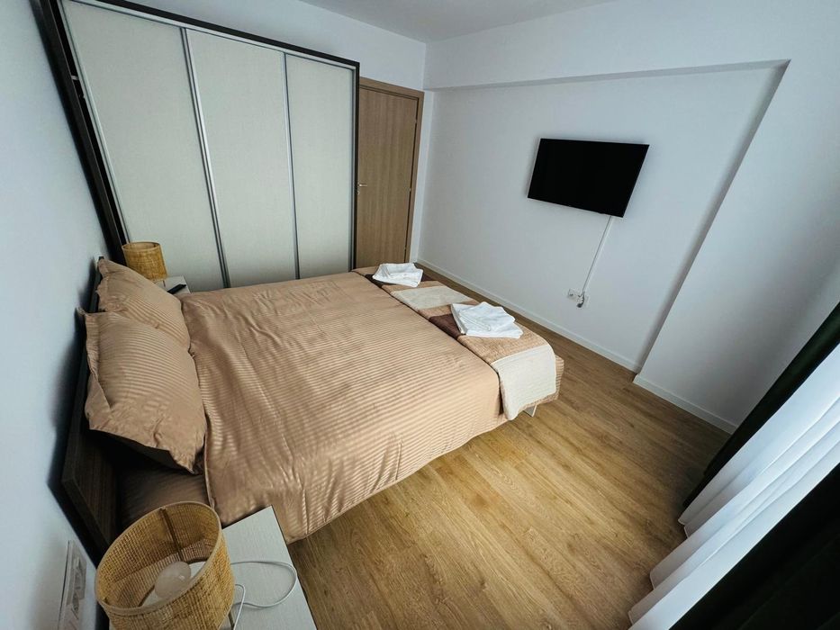 Cazare regim hotelier ,apartament cu priveliște montană