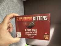 Настолна игра експлодиращи котета (exploding kittens)