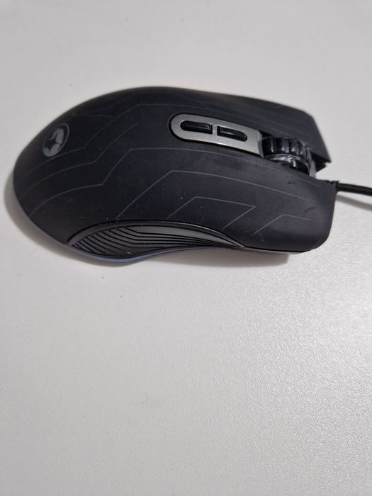 Mouse Marvo 313 cu fir