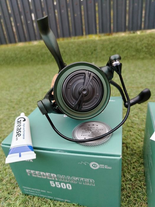 Set 3 Eastshark Feeder Master 5500 NEW 2024

Produs NOU cu livrare