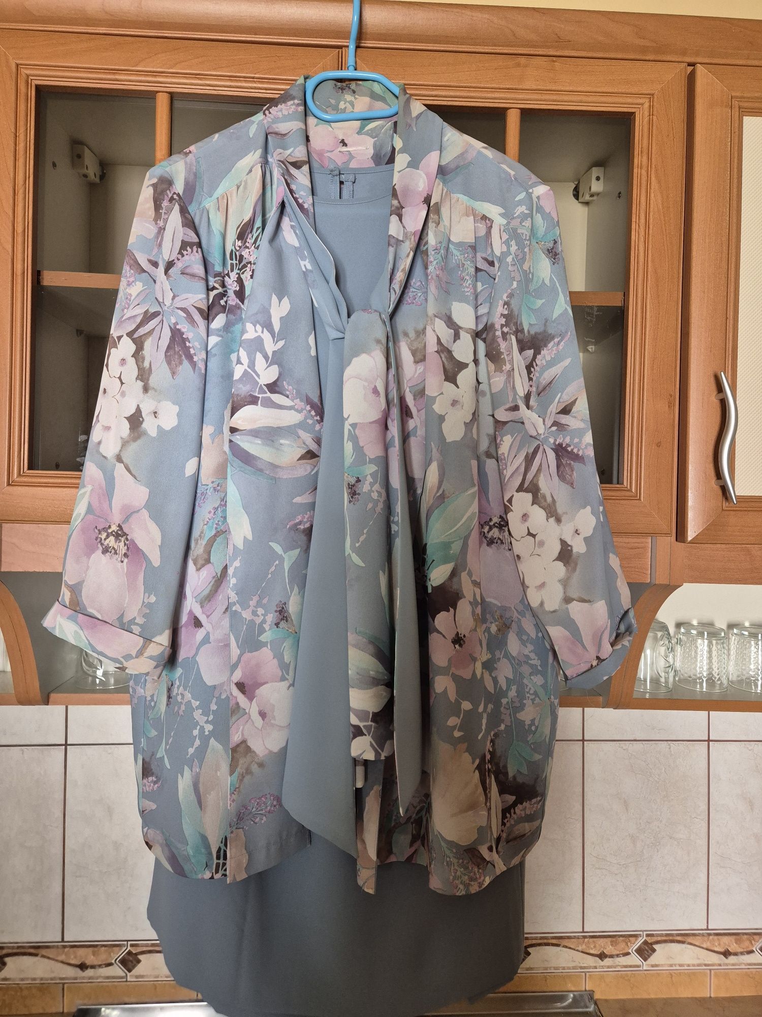 Costum elegant vară!