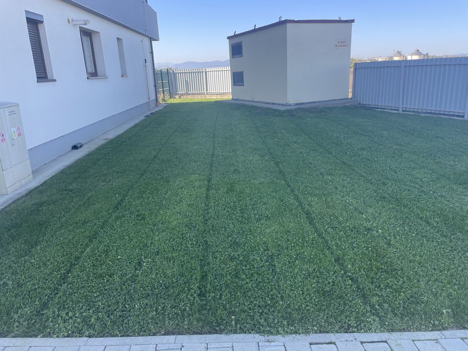 Servicii defrisare vegetatie, intretinere gradini si deszapezire