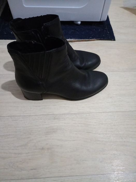 Продам осенние сапоги