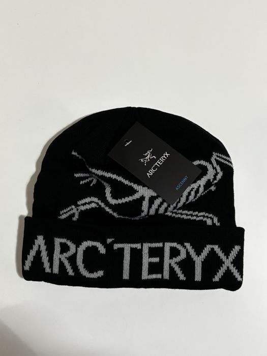 Продам шапку arcteryx