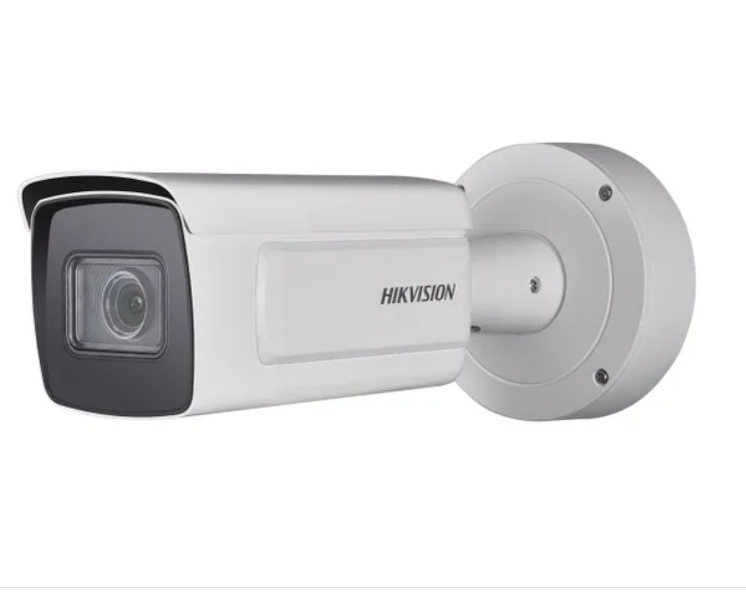 Hikvision iDS-2CD7A26G0/P-IZHS(2.8-12mm) IP-камера 2 Мп уличная цилинд