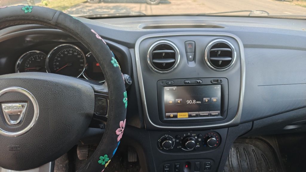Dacia Sandero 2013