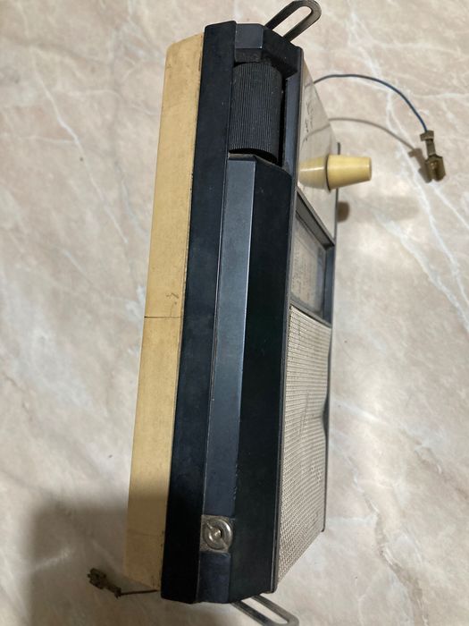 Radio vechi romanesc Alfa Tehnoton