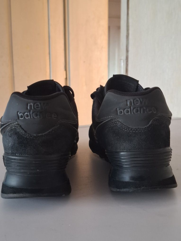 New Balance 574 black