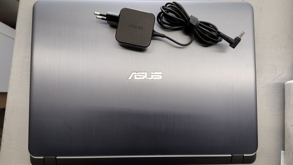 Asus X507ua, i5-8250, NVME M.2