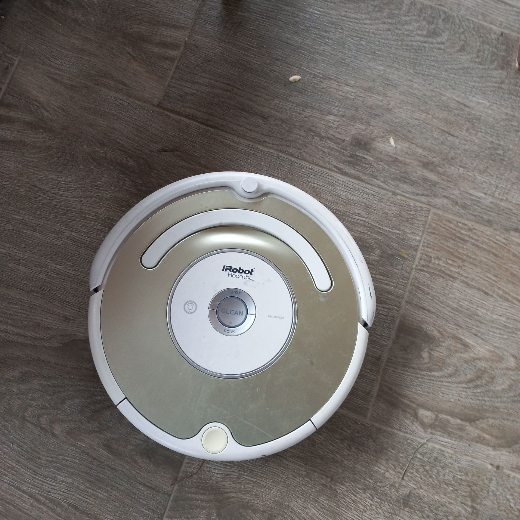 Dezmembrez  aspiratoare Roomba Irobot