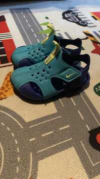 Sandalute Nike nr22 +cadou crocs 22