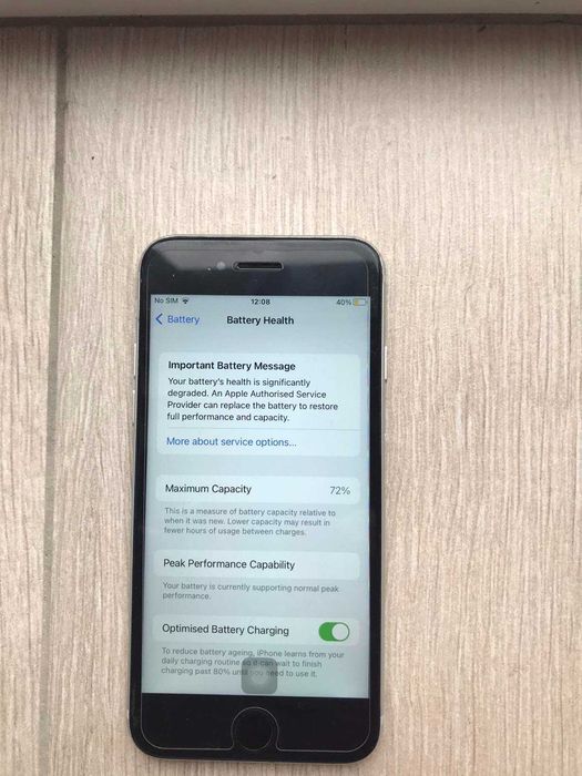 iPhone 7 Silver 32GB – Работи отлично