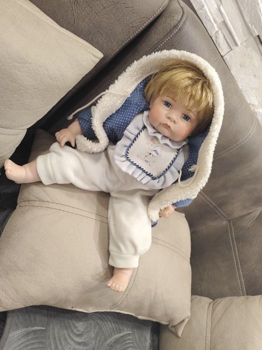 Колекционерска порцеланова кукла 59лв