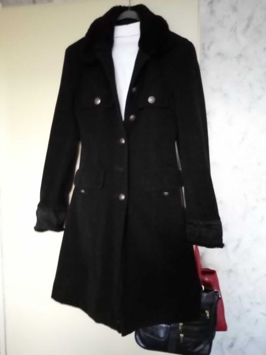 КОМЕНТАР Срахотно брандово палто+пухкава екичка