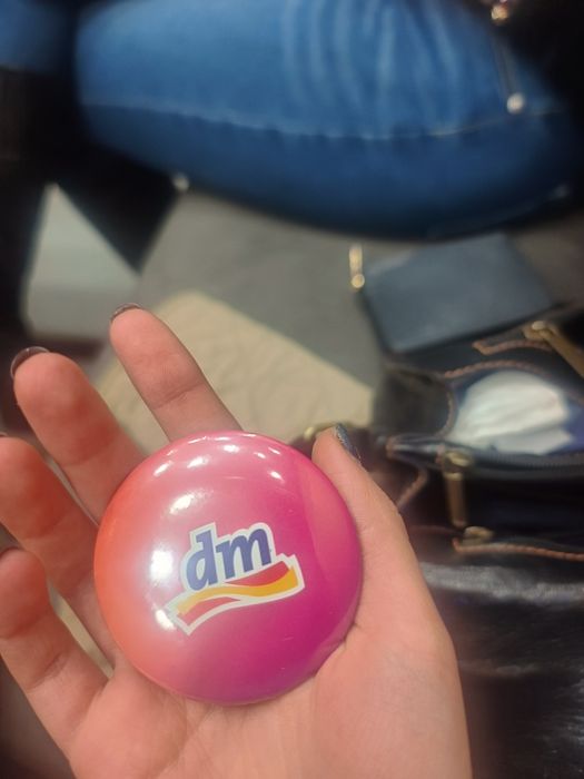 Рекламно огледалце на ДМ