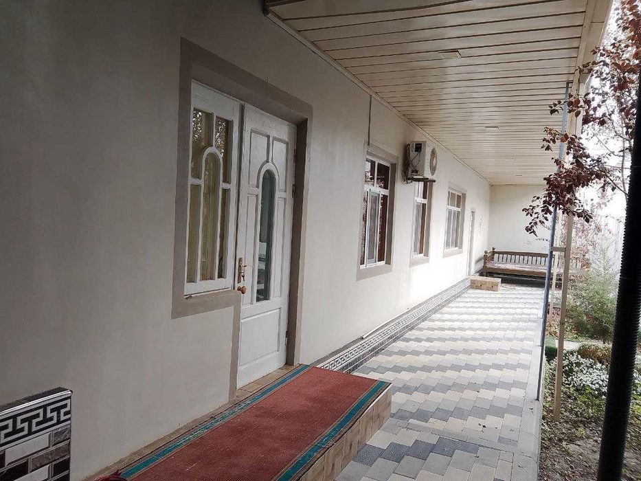 Навои ш Гулистон 3 массивда 7-хонали 6-сотих замонвий ховли сотувда.