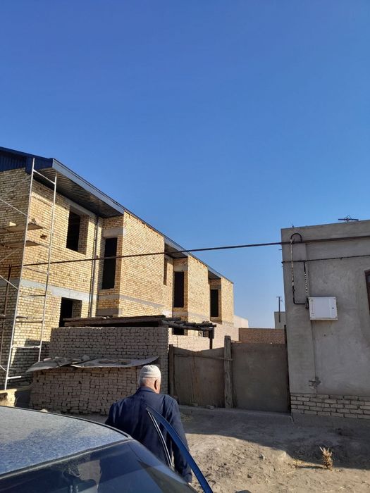 Катеджлар неоклассика услубинда манзил; Косма Обод силикатни копири