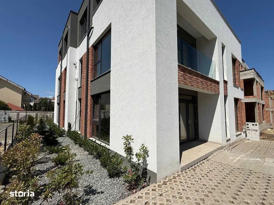 Spatiu comercial 221 mp, pretabil pentru clinica, inaltime 3m, cartier