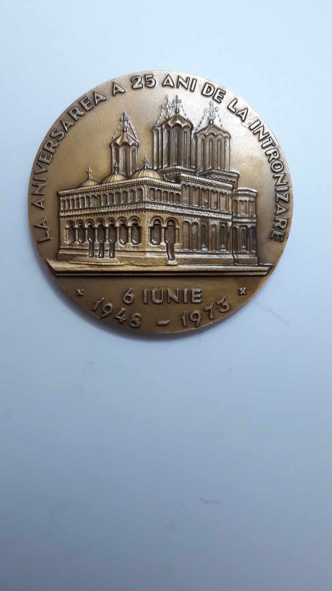 Medalie Prea Fericitul Patriarh Iustinian al Bisericii Ortodoxe Române