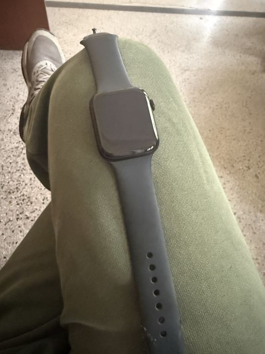 Apple Watch SE 2 battery helth 87%