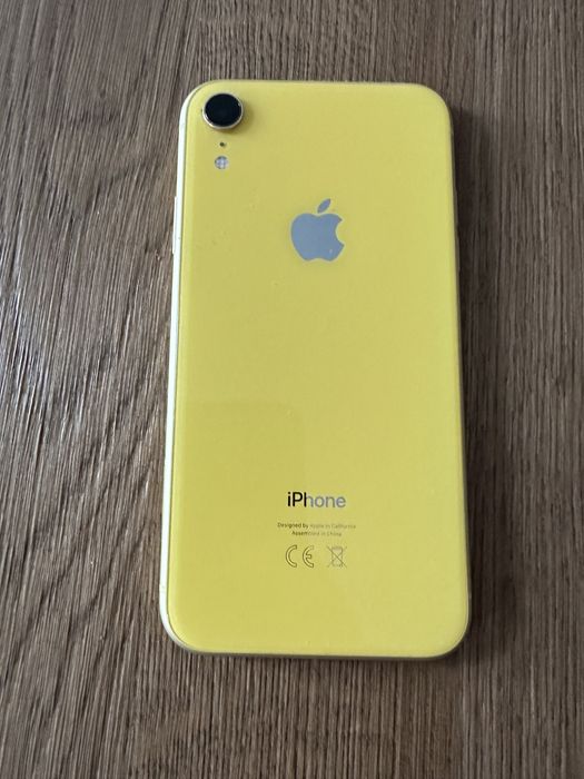 Vand Iphone XR Galben