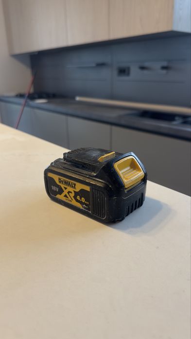 Baterie Dewalt 18v 4Ah