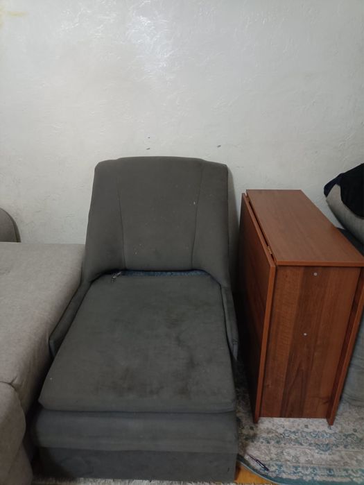 Стол  и диван раскладной